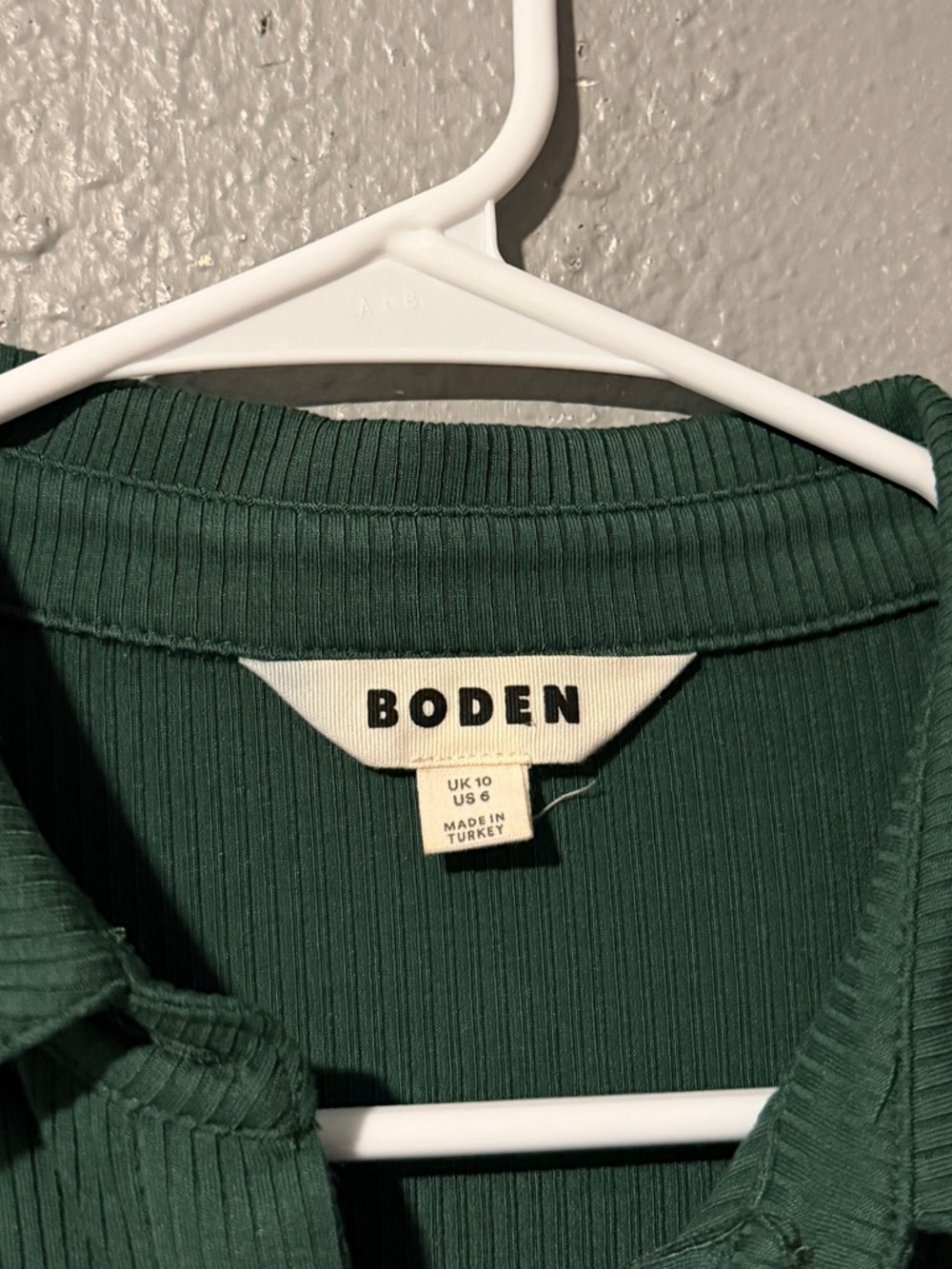 Boden Jewelled Button Ribbed Shirt In Green Size 6 - Picture 4 of 5